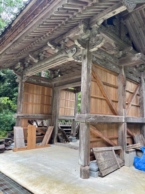 安泉寺山門